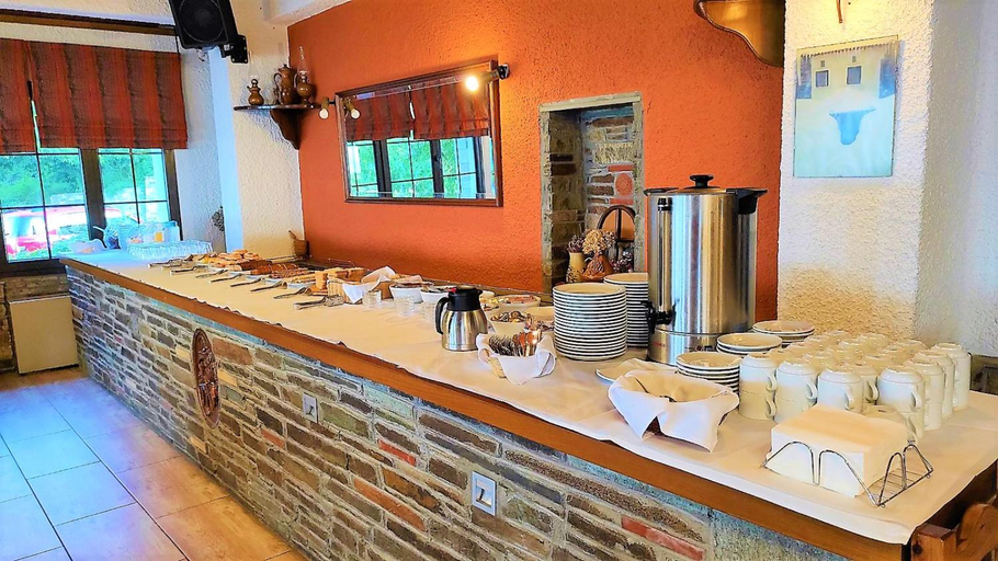 Food & Drinks 4, Chania Hotel, Thessaly