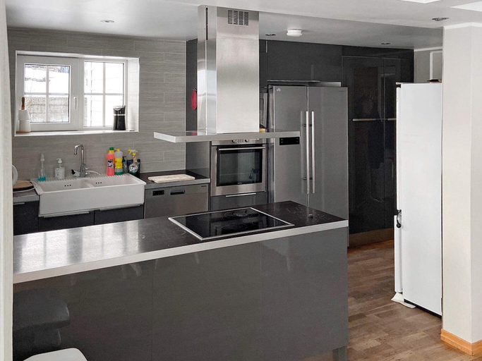Private kitchen 4, 6 Person Holiday Home in Frekhaug, Meland
