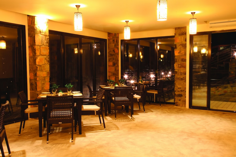 Food & Drinks 5, The View, Al Hamra
