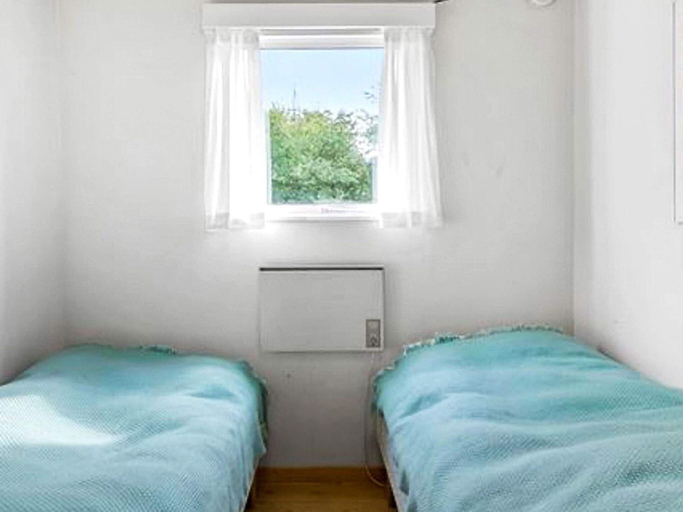 Room 4, 6 Person Holiday Home in Nykobing Sj, Odsherred