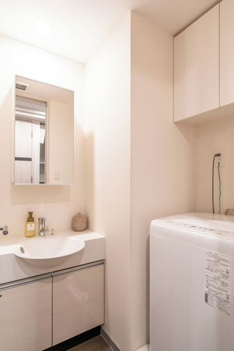 Bathroom 3, Apartment Hotel 11 Shinsaibashi, Osaka