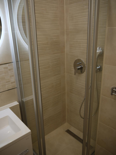 Bathroom 3, Vizparti SAS Apartman Siofok, Siófok