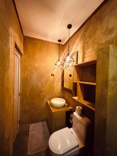 Bathroom 3, Odi Kamadhoo, Baa Atoll