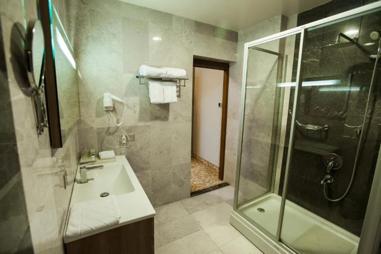 Bathroom, Fiori Hotel Erbil, Arbil