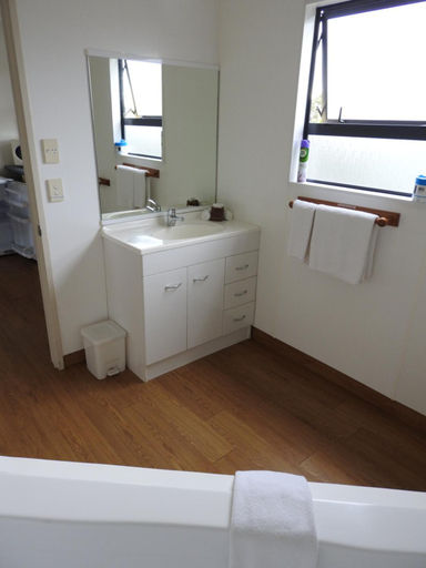 Others 3, A'Abode Motor Lodge, Palmerston North