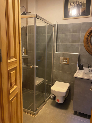 Bathroom 5, HanFlats Hotel, Beşiktaş