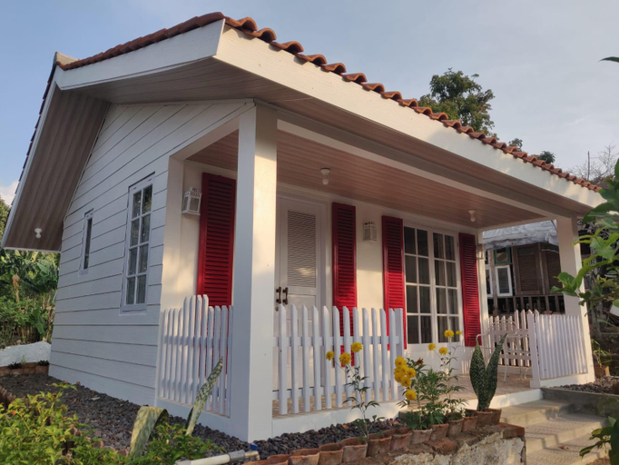 Others 3, Farmhouse Cimaragas, Garut