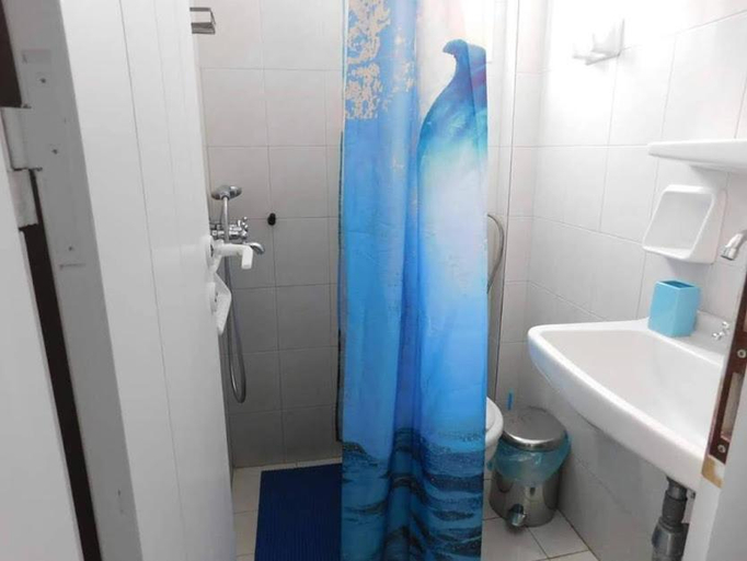 Bathroom 3, Ios Yacht Front Apartment, South Aegean