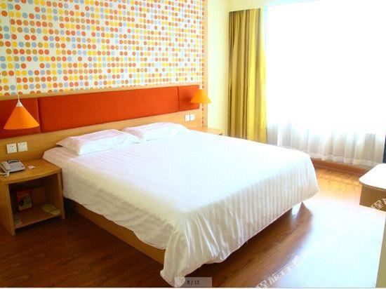 Home Inn (Shaoguan Wujiang Bridge Zhongshan Park Jiangjing), Shaoguan