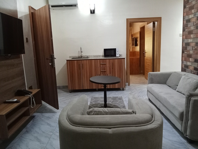 Others 4, Marrisson Residence, AbujaMun