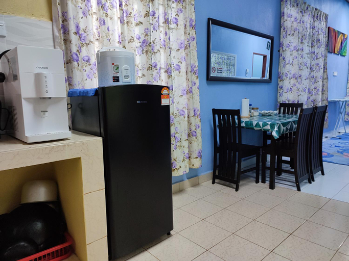 Dining Room 1