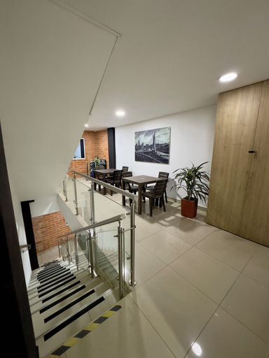 Others 5, HOTEL SELECT, Medellín