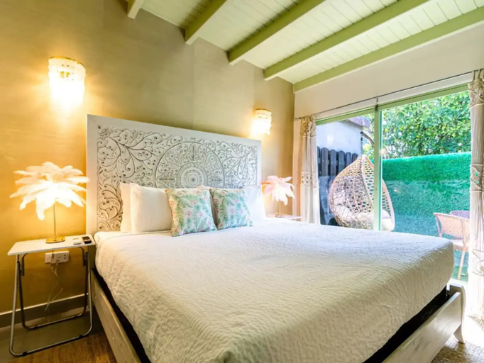 Bedroom 2, Flamingo Suite 1BR 1BA Apt w Pool Parking
