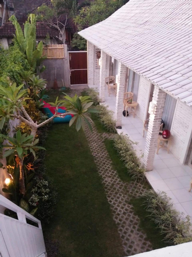 Exterior & Views 1, Pondok Ayu Homestay, Badung