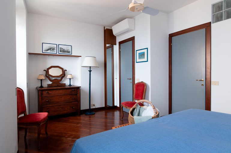 Bedroom 2, La Casa sul Mare, Genova