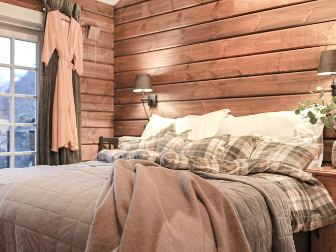 Room 4, 5 Star Holiday Home in Geiranger, Stranda