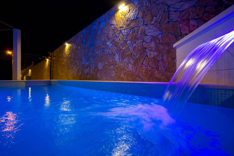 Swimming pool 5, Apartments Tomislav, Okrug