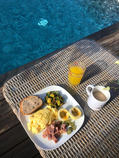 Food & Drinks 5, ZANNAMALAKA 2 F1 POUR UN GROUPE DE 4 Avec Piscine, Le Moule