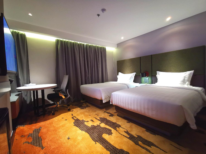 Bedroom 8