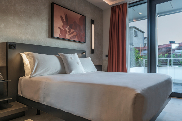 Bedroom 11