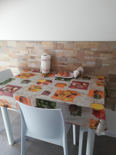 Dining Room 11