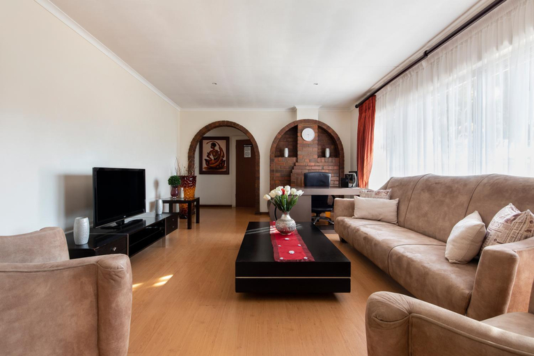 Public Area 2, Casas Navio Guest House, Ekurhuleni