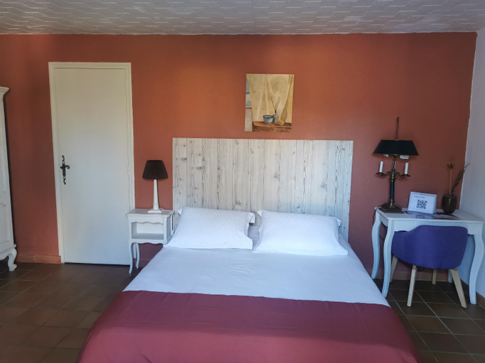 Others 4, La Bastide des Cades, Var