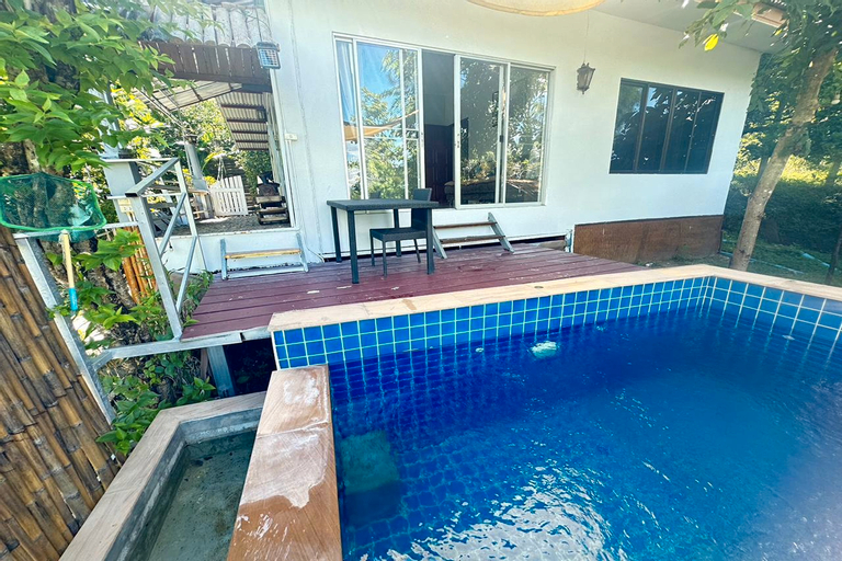 Swimming Pool 12