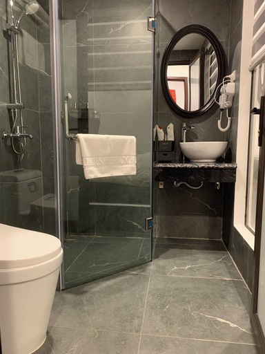 Bathroom 8