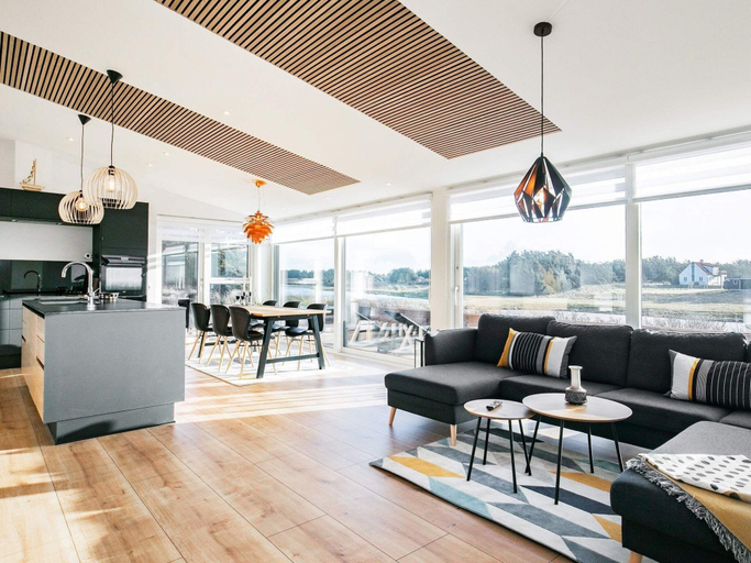 Others 5, 5 Star Holiday Home in Lokken, Hjørring