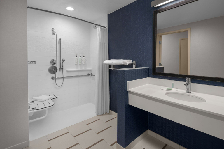 Bathroom 4, Fairfield Inn & Suites Tustin Orange County, Orange