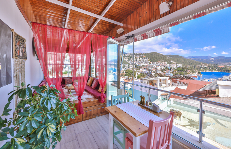 Others 5, Hotel Sonne, Kaş