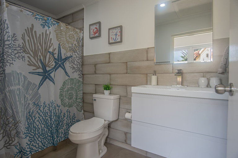 Bathroom 4, Breathtaking Prvt 4BR Pool Villa 5 Min to Beach