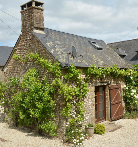 Others 2, La Paisiere, Mayenne