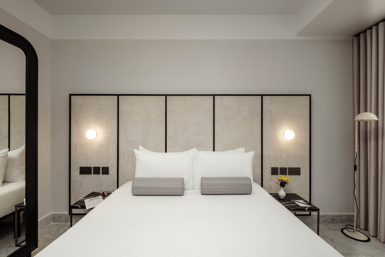 Bedroom 3, San Karlu Hotel