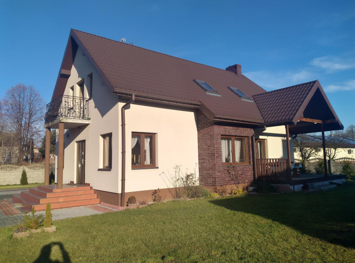 4, Pokoje nad stawem, Myszków