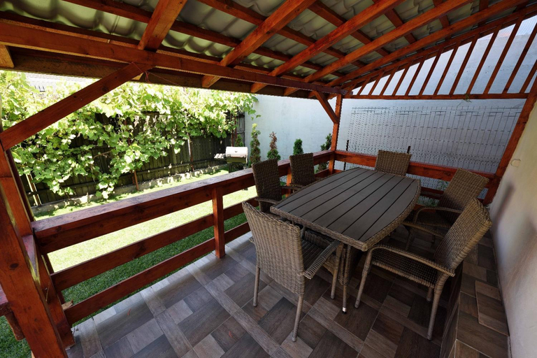 Others 4, Casa Optim, Calimanesti