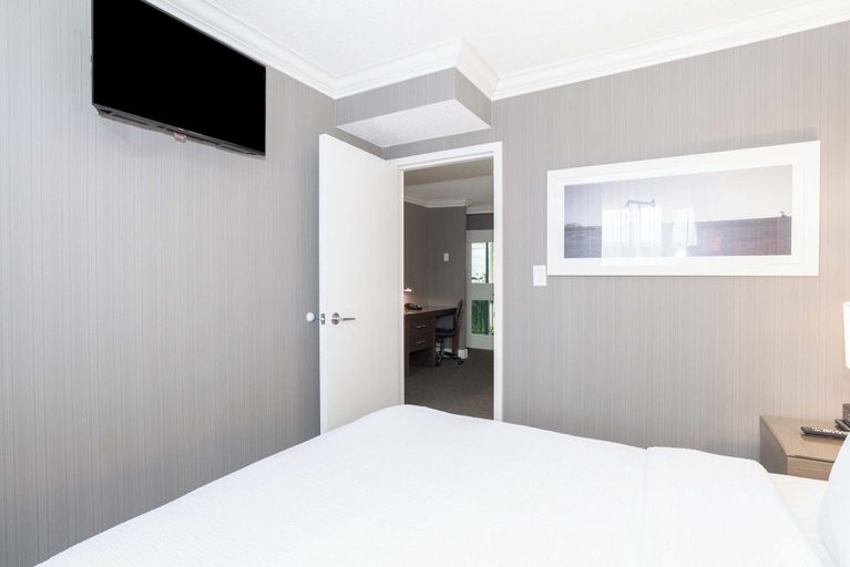 Bedroom 3, Sandman Signature Lethbridge Lodge, Division No. 2