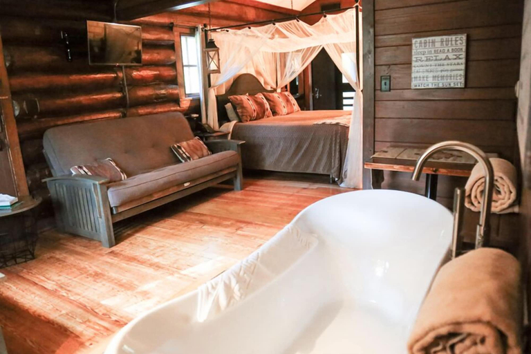 Others 5, White Pines Lodge, Ogle