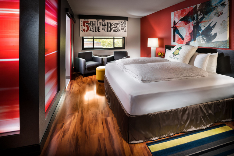 Bedroom 3, Staypineapple, Hotel FIVE, Downtown Seattle, Seattle