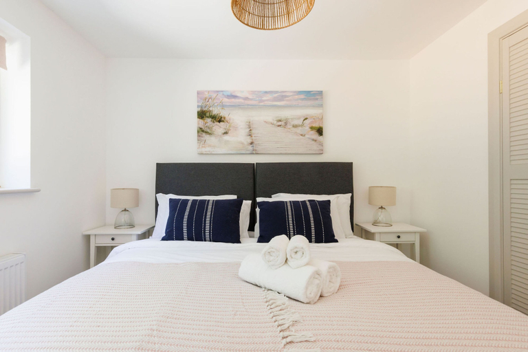 Bedroom 3, Idyllic 3 Bed Country Cottage, West Sussex