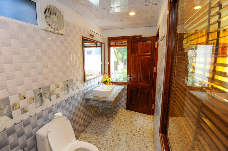 Bathroom 5