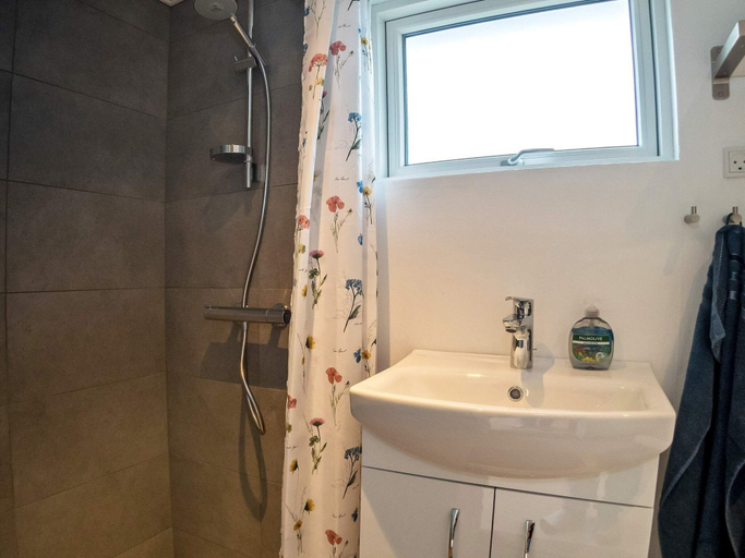 Bathroom 3, 6 Person Holiday Home in Thyholm, Struer