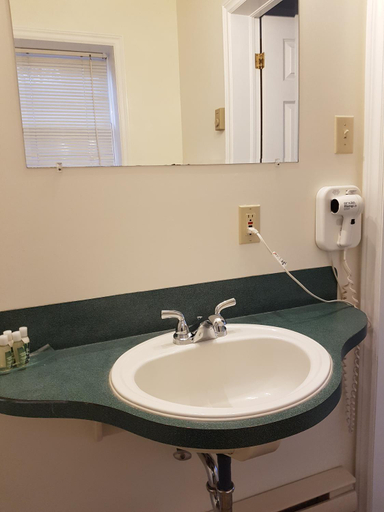 Others 2, Covered Bridge Inn & Suites, Kings