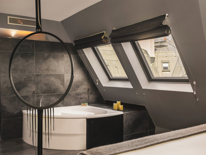 Bathroom 4, Legend Saint Germain, Paris