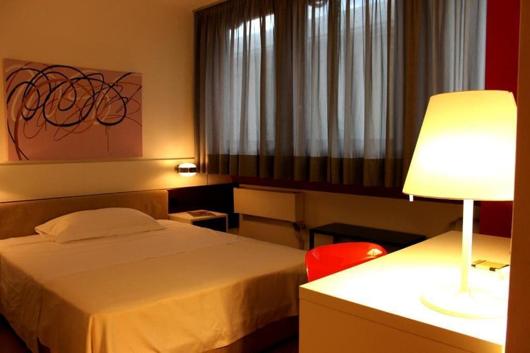 Bedroom 3, Hotel Garni Centro, Mendrisio