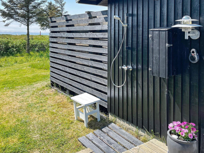 Others 4, 6 Person Holiday Home in Thyholm, Struer