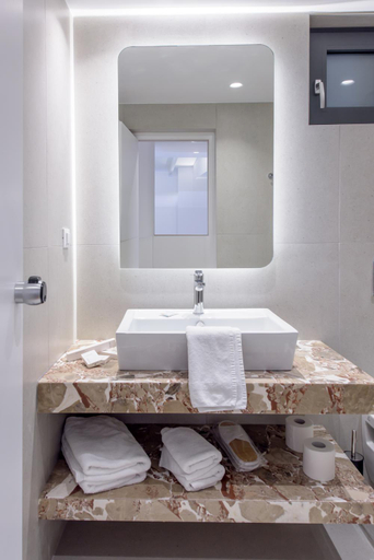 Bathroom 4, Iraklion Hotel, Crete