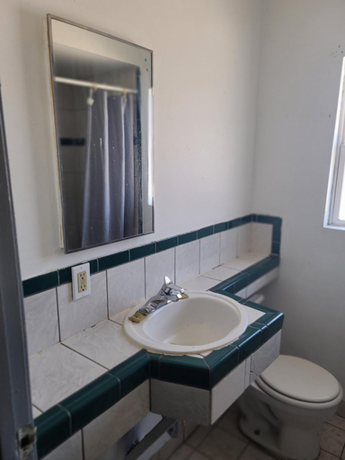 Bathroom, 나이트 인 모텔, Alameda