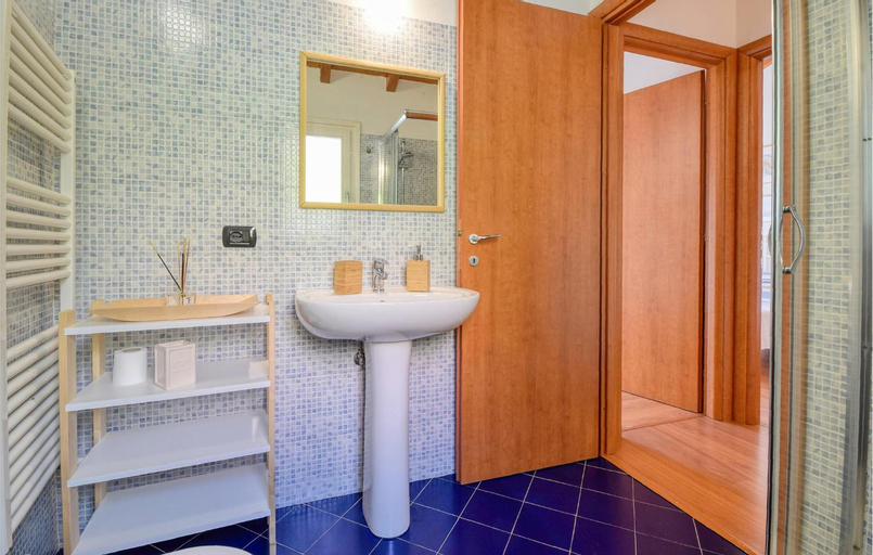 Bedroom 1, Cozy Home In Moneglia With Wifi, Genova